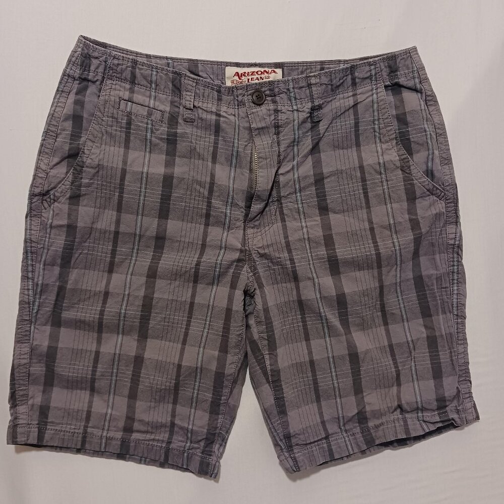 Arizona Jeans Co. Grey Plaid Cotton Shorts Men's Size 34